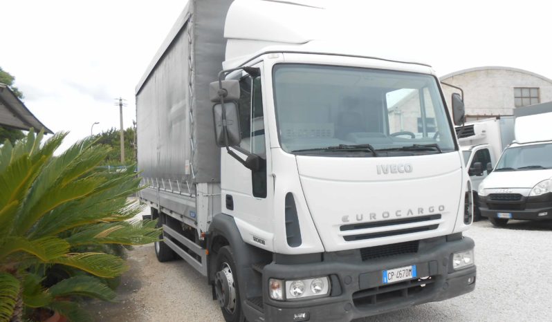 Iveco 120e18 pieno