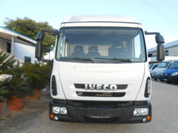 iveco 80e22 E6 furgone con sponda pieno