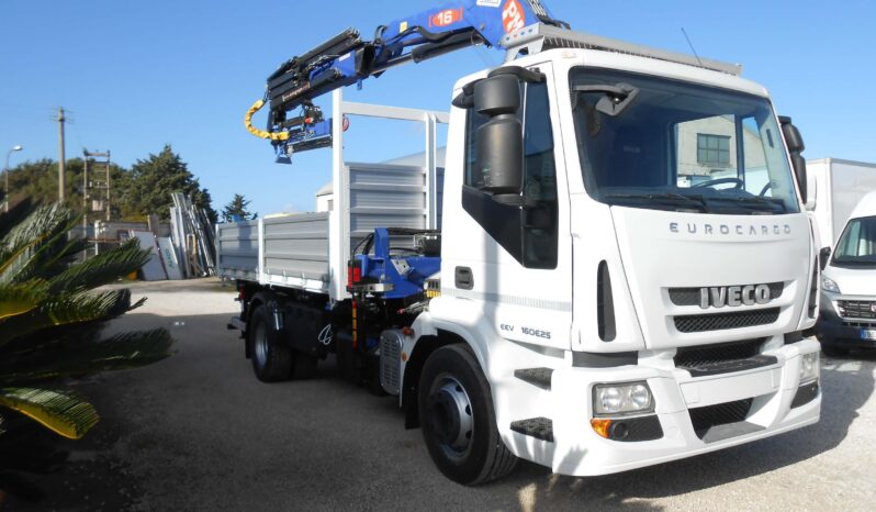 iveco 160e25ribaltabile+gru’ pieno